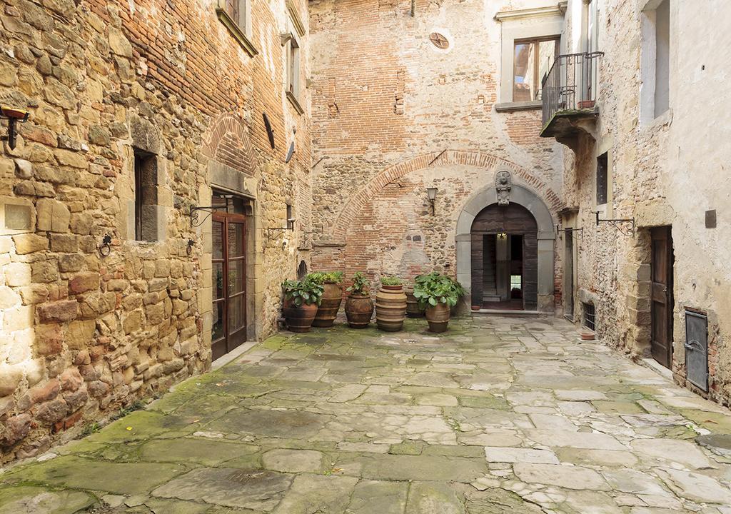 Locanda Al Castello Di Sorci アンギアーリ エクステリア 写真