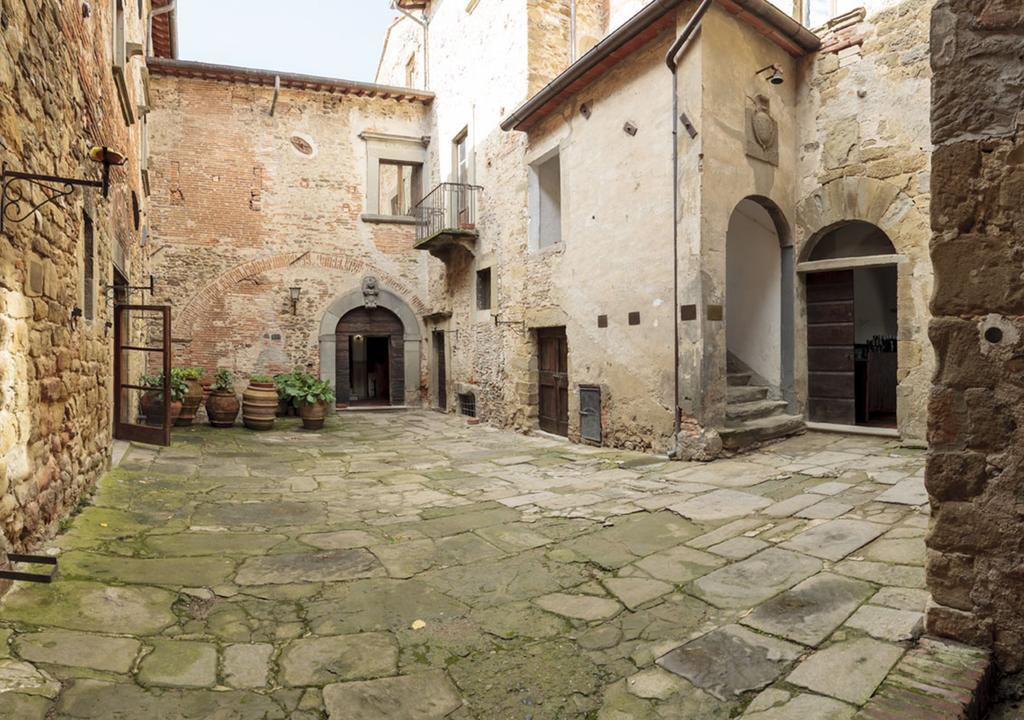 Locanda Al Castello Di Sorci アンギアーリ エクステリア 写真